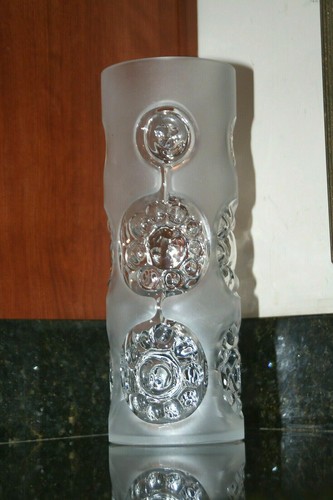 German Glass Modernist Vase! ALIEN FACES!! Mod Mod Mod Mid-Century Modern Glass - Picture 3 of 9