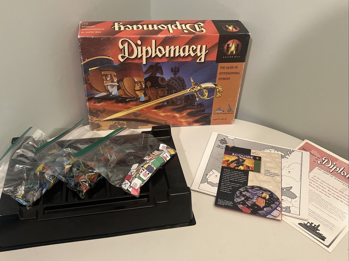 Diplomacy Board Game Avalon Hill Hasbro Edition 1999 Metal Pieces