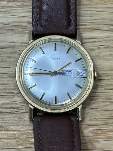 Vintage Gold Tone Mens Timex Mechanical Wristwatch Running? 70s