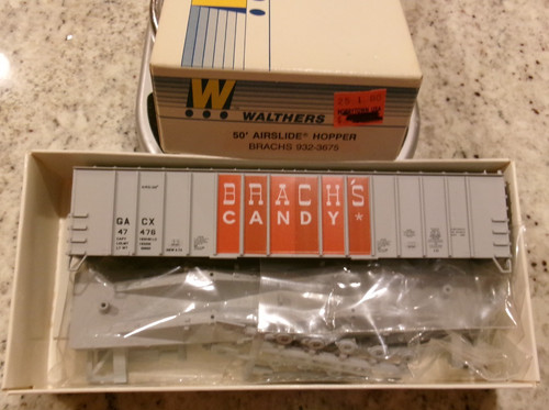 Walthers HO Bausatz #932-3675 50' Airslide Hopper Brachs Car #47478 | Zustand: New