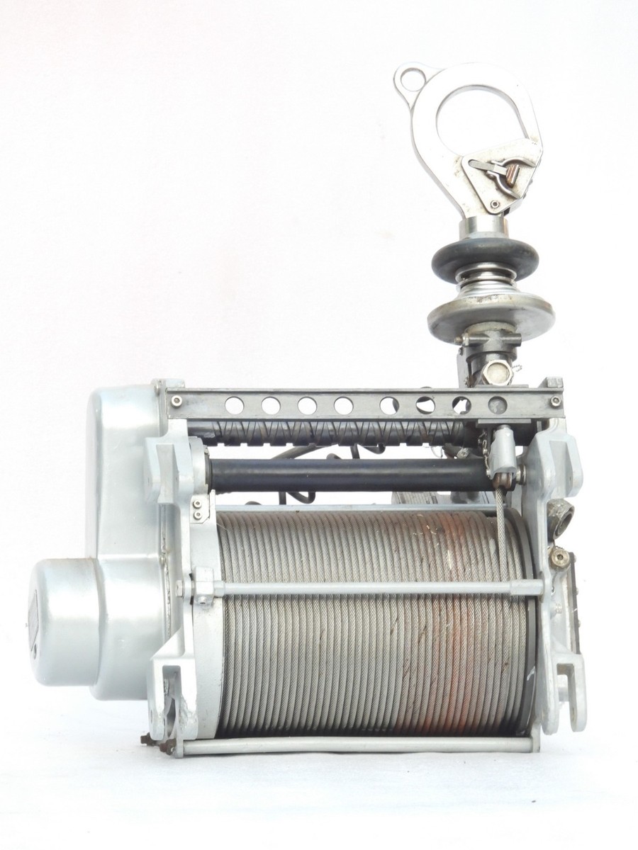 BREEZE EASTERN WINCH ASSEMBLY RESCUE HOIST HELICOPTER BELL COAST