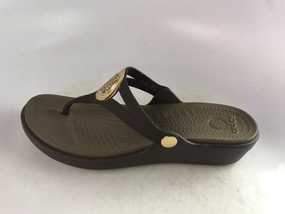 Crocs Sanrah Beveled Circle Flip Flops Brown Women's Sz 9 US