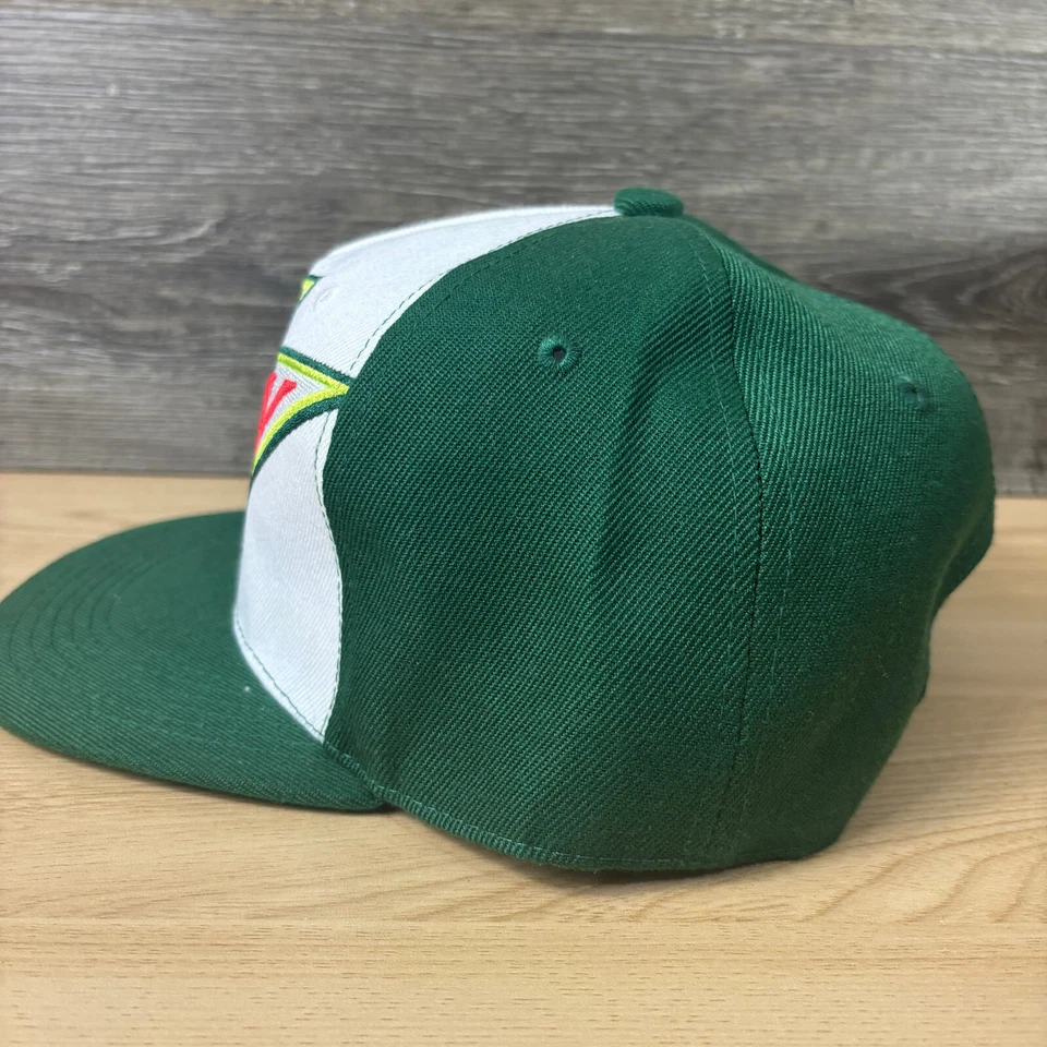 Gorra Mountain Dew Snap Back verde blanca talla única ajustable Foto 4 de 4