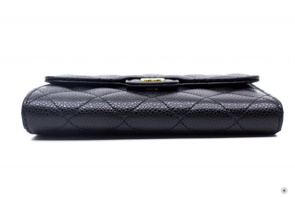 シャネル　AP0232 Y01864キャビアスキンウォレットC3906 楽天市場】CHANEL シャネル 二つ折り財布 AP0232 Y01864