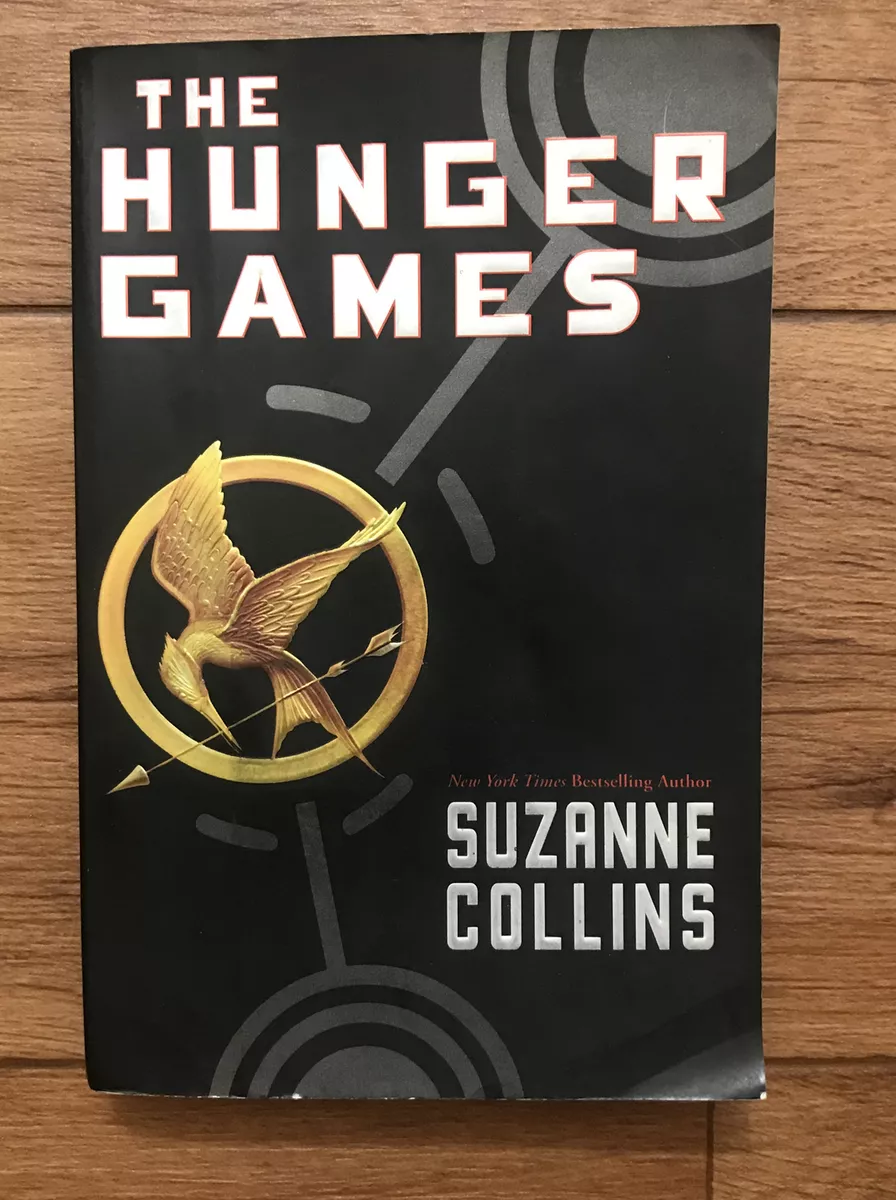 The Hunger Games (Book 1) - Paperback By Suzanne Collins - Excellent  Condition.