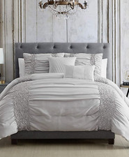 Hallmart Collectibles Amalina 4-Piece Twin/Twin XL Comforter Set