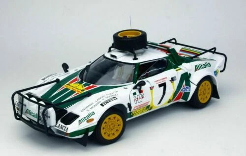 Modellini statici di auto da corsa Formula 1 in plastica per Lancia