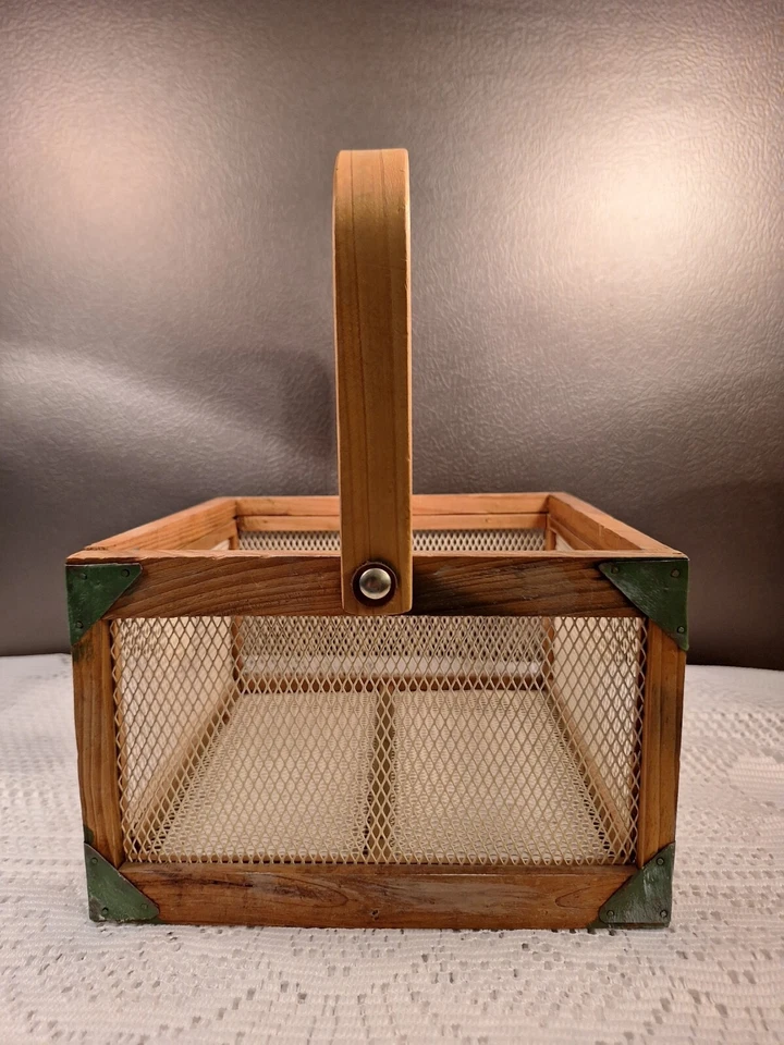 Wood Wire Basket Sq Handle Bee Country Core Decor Storage 8x8x5 - Image 4 of 4