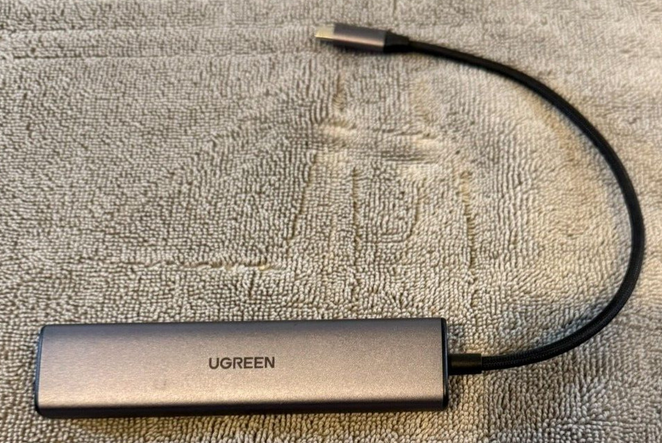 USB 3.0 to Ethernet Adapter 4 in 1 Multiport Hub with Gigabit RJ45 CM475 UGREEN