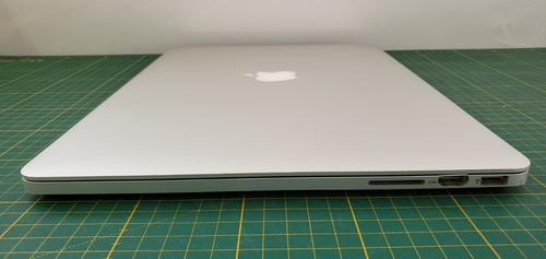 Apple MacBook Pro A1398 Retina 15" Mid 2015 i7 16GB DDR3 512GB SSD R9 M370X _2_2 - Bild 18 von 24