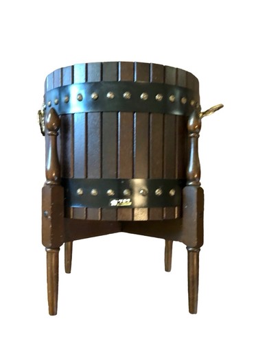 Vintage Mid Century Elevated Wooden Barrel Planter Pot—Karimoku Japan Furniture - Imagen 6 de 9