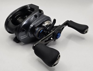 Shimano 20 Slx Dc 70hg - Carrete De Pesca (derecho