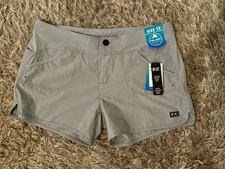 Pelagic Women’s Shorts Size 12