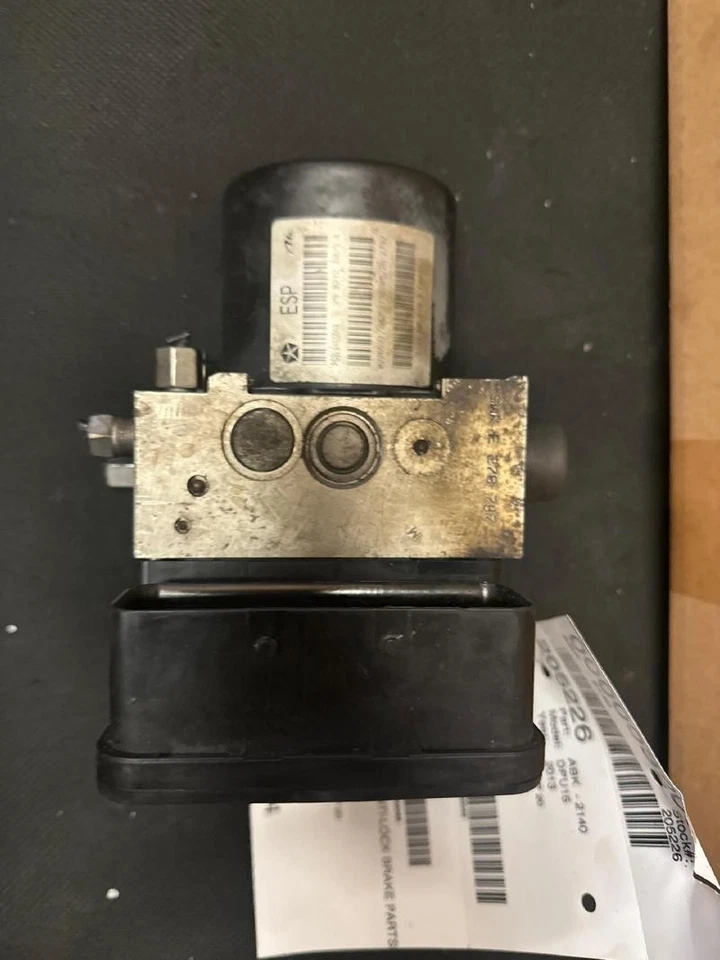 2013 Dodge Ram 1500 ABS Anti-Lock Brake Pump Assembly OEM - Image 4 of 4