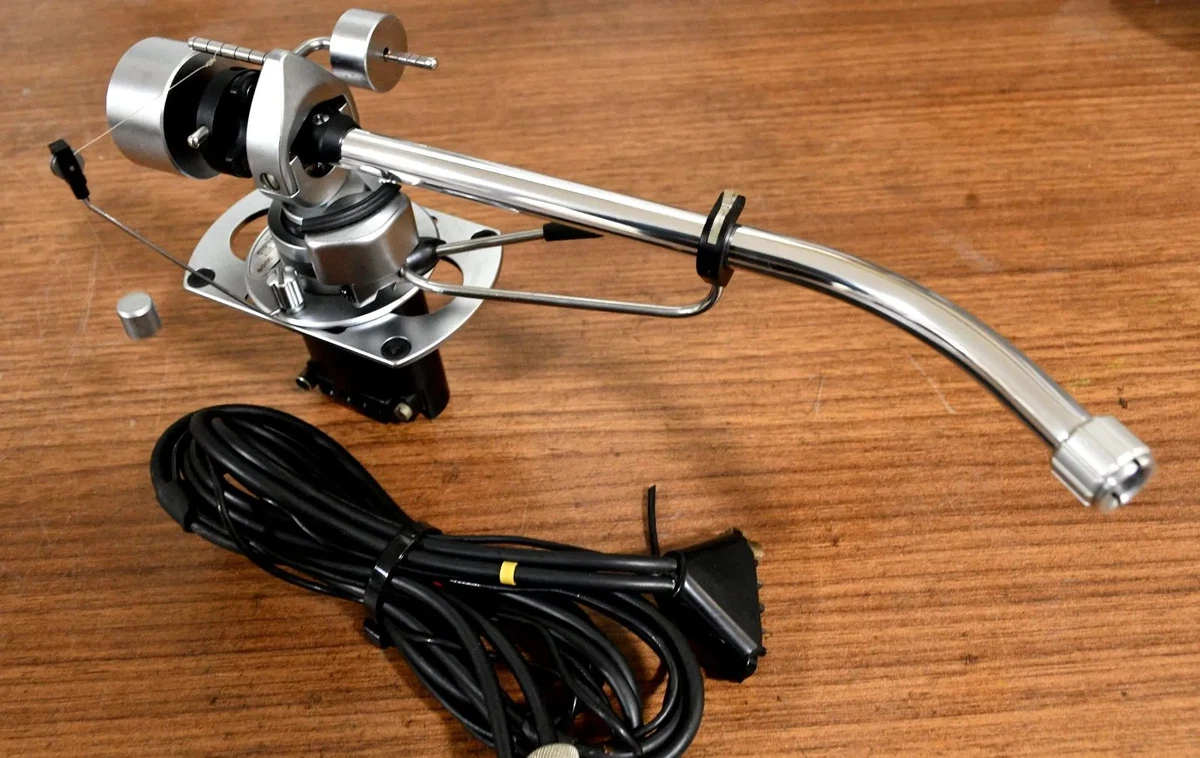 SME 3009 S2improved 完動美品 SME 3009 S2 Improved Static Balanced Tonearm with cable/manual