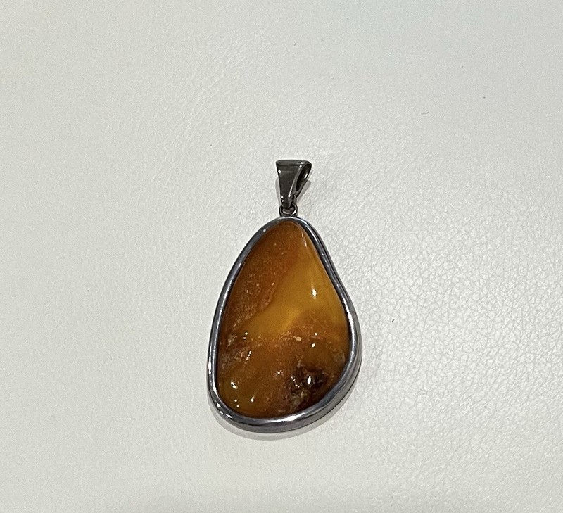 SILVER 16g Amber Baltic Gemstone Handmade 925  Sterling Silver Pendant Jewelry