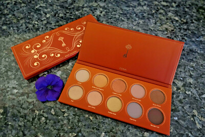 Zoeva rose golden eyeshadow palette new in box full size 