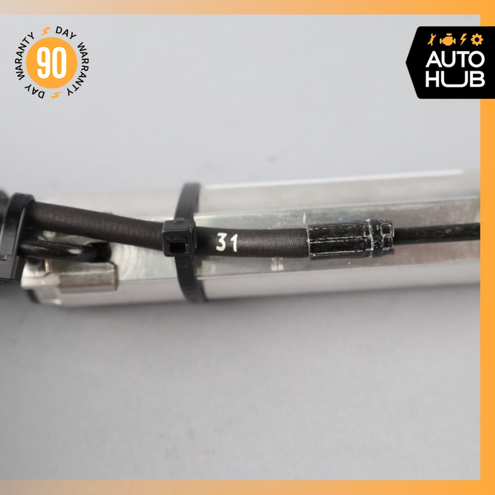 Maserati GranTurismo M145 Left Side Top Hydraulic Lift Cylinder OEM 8k Miles