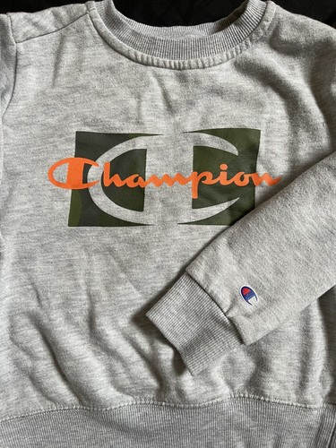 Boys Champion Sweatsuit/ Sweat Shirt & Pants Set Size 6 Gray/Camo - Picture 2 of 9