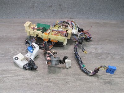 97-98 LEXUS JZZ31L SC300 INTERIOR FUSE RELAY BOX MODULE W INTEGRATION RELAY OEM