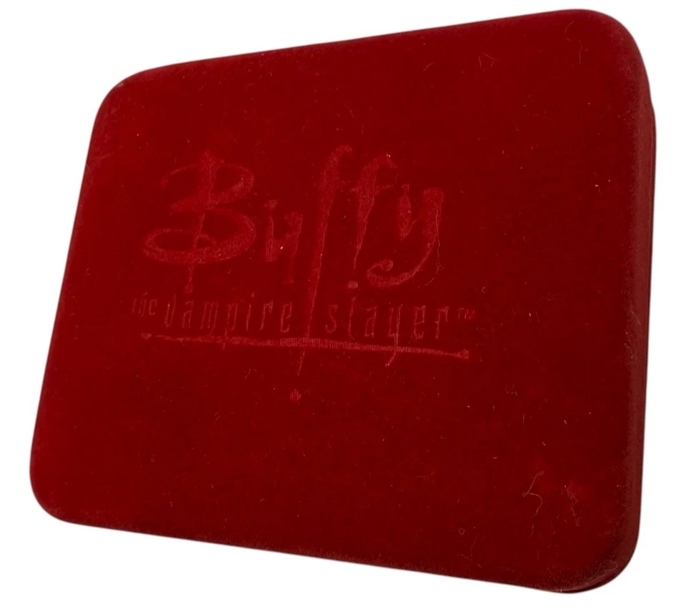 Caja de terciopelo Buffy The Vampire Slayer para la réplica collar cruzado SOLO EN CAJA Foto 2 de 4
