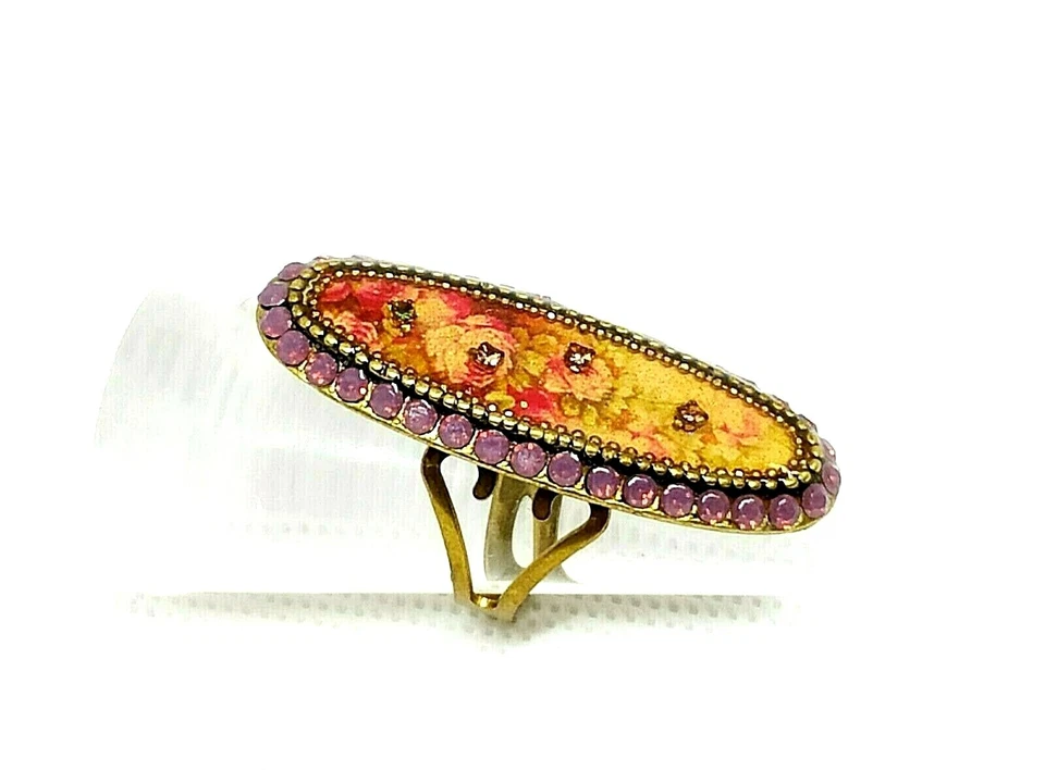 Precioso anillo de cristal púrpura claro Michal Negrin talla única para mujer. Foto 2 de 4