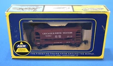 AHM HO Scale Model Railroad Train Coal / Ore Car Wagon Chicago & North Western