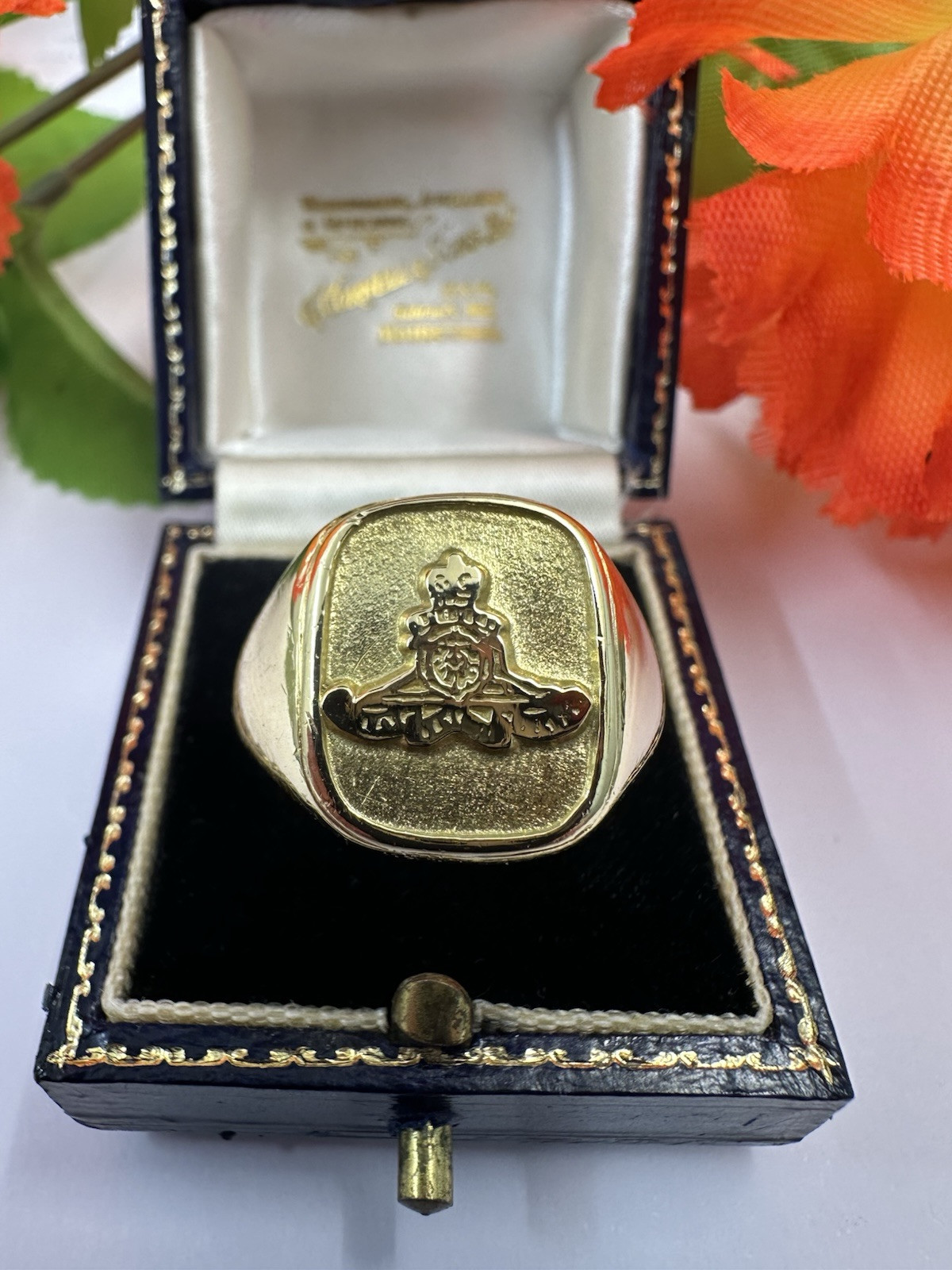 18ct Yellow Gold Royal artillery Gents Signet Ring Hallmarked