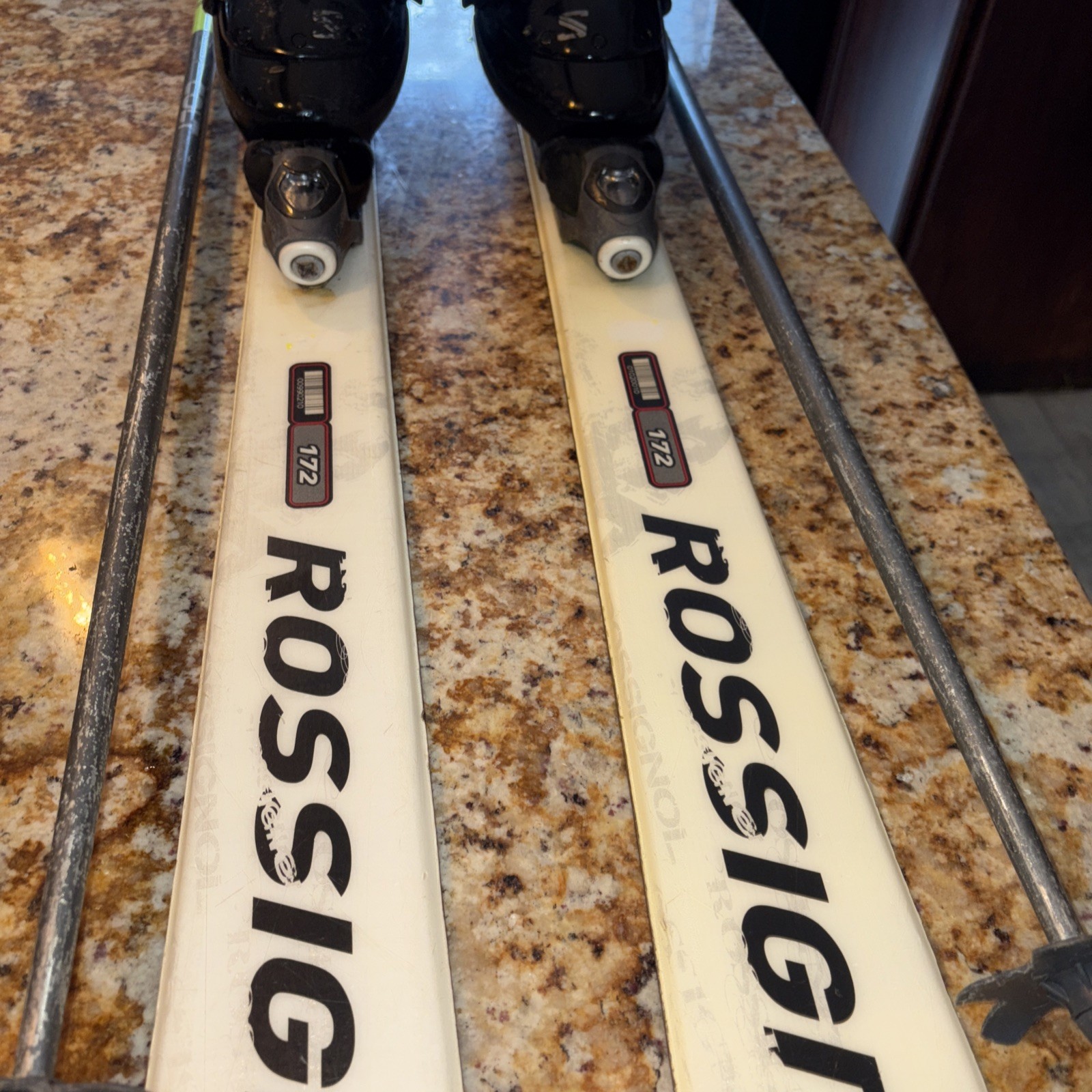 Rossignol Flash IRS 172 cm skis, Adj. Bindings, Lange Boots, Poles Package