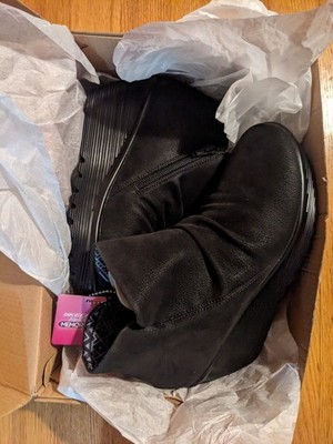 Skechers Women's Parallel Ankle Boot, US Size 7 Black New In Box