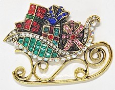 Bejeweled SANTA'S CHRISTMAS SLEIGH Magnetic Needle Minder by Canvas Bling