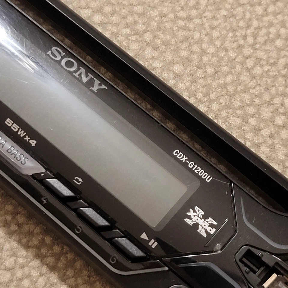 Pannello Frontale Autoradio Sony CDX-G1200U - Immagine 2 di 4