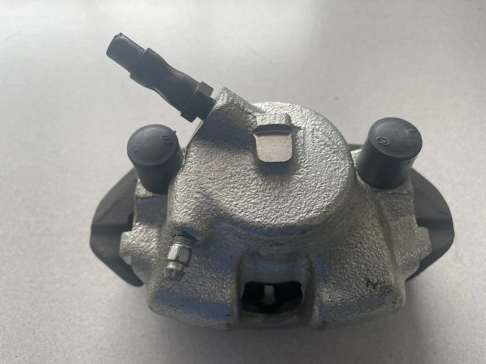 1996-2002 BMW Z3 ROADSTER E36/7 ~ PINÇA DE FREIO DIANTEIRA ESQUERDA ~ 34111165559 ~ FABRICANTE DE EQUIPAMENTO ORIGINAL - Imagem 2 de 4