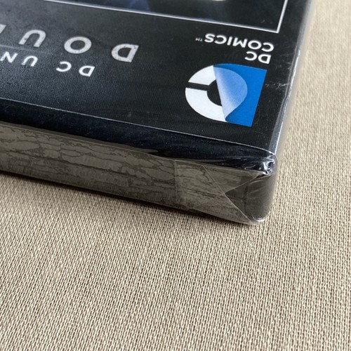 DC Universe 4-Film Set (DVD NEW) Batman Red Hood, Son, Justice League Doom War + - Picture 6 of 10