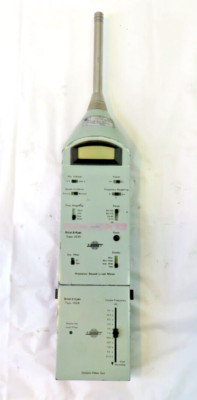 INSTRUMENT FOR SOUND LEVEL ANALYSIS, BRÜL & KJÆR, Impulse Precision Sound Level Meter, Type 2209. Miscellaneous - Modern consumer electronics