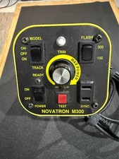 Novatron M300 Studio Monolight With Flash Tube Built-In Slave