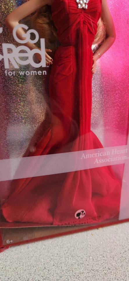 Barbie 2007 Pink Label Heart Association Go Red para mujer Barbie #K7957 en caja original Foto 3 de 4