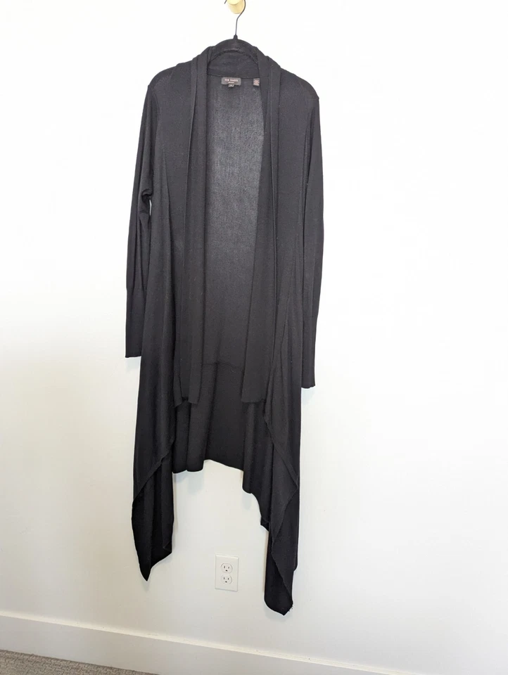 Cárdigan Ted Baker London Kristo para mujer talla 3/6-8 negro cascada palangre Foto 2 de 4