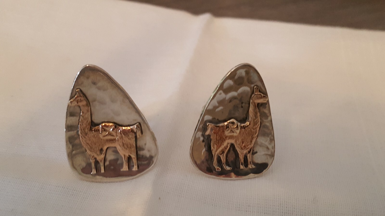 VINTAGE 18k GOLD Llama & STERLING SILVER  CUFFLINKS...FREE SHIPPING