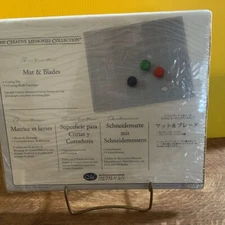 NEW Creative Memories Custom Cutting System Mat & Blades & 12" Edge Patterns