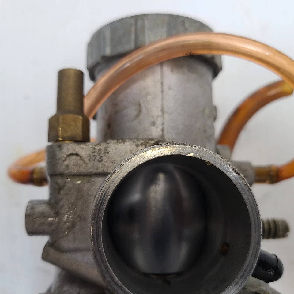 1996 Ski doo Formula III 600 Mikuni Center Carburetor VM36-173 Foto 4 de 4