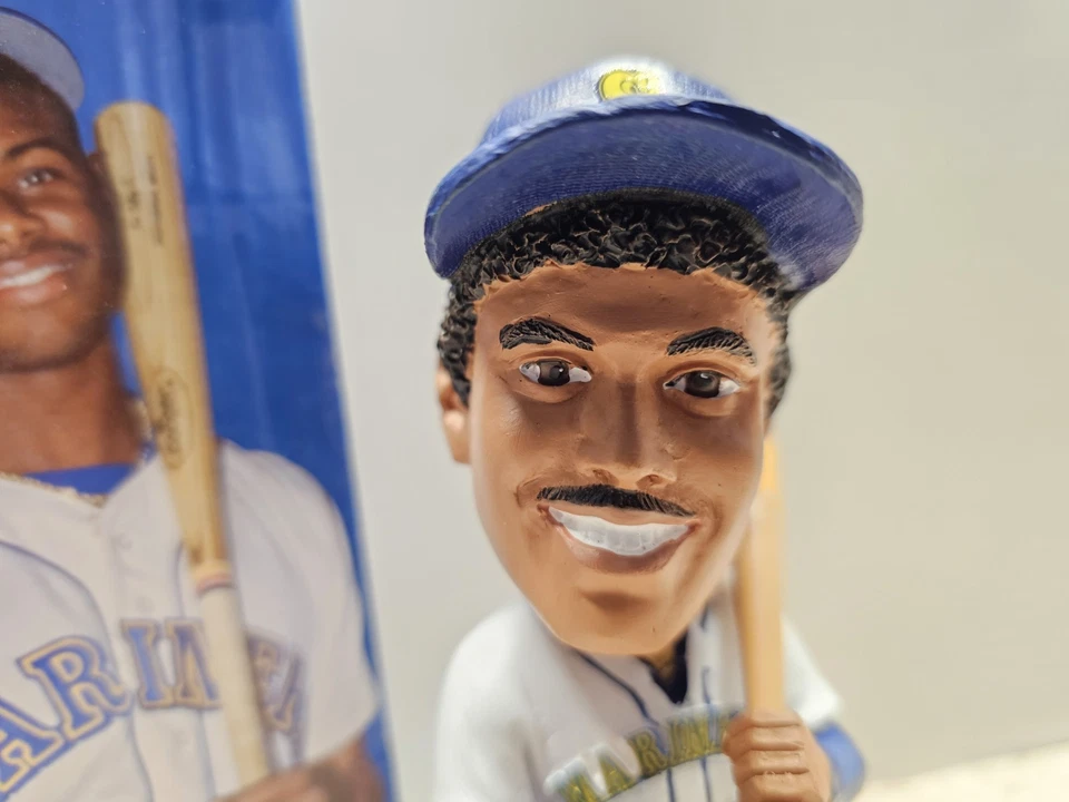 Ken Griffey Jr Seattle Mariners MLB 2019 SGA Bobblehead NIB Rookie Year - Image 2 of 4
