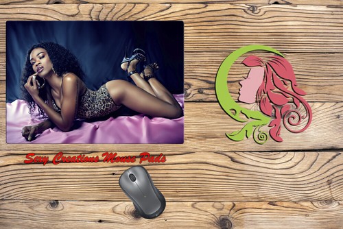 Sexy Beauty - Mouse Pad - Picture 1 of 2