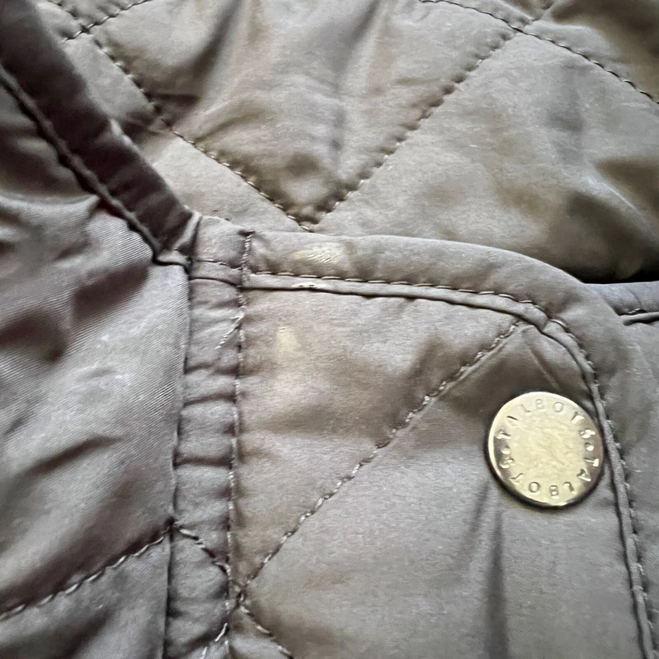 Talbots Petites Coat/Jacket Size 2P Black Quilted Long Button Zip - Image 4 of 4