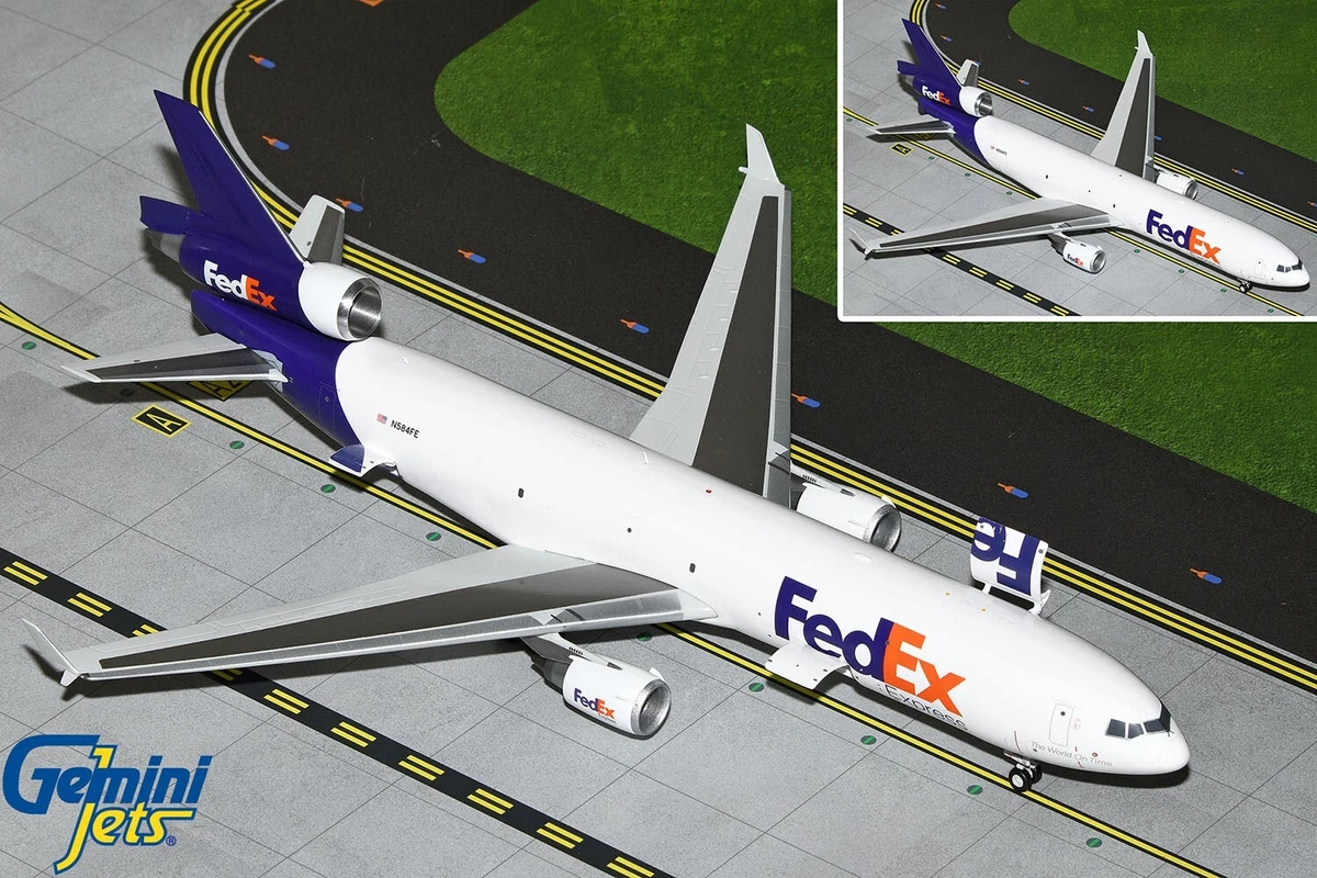 FedEx MD-11F Doors Open/Closed N584FE Gemini Jets G2FDX1178 Scale