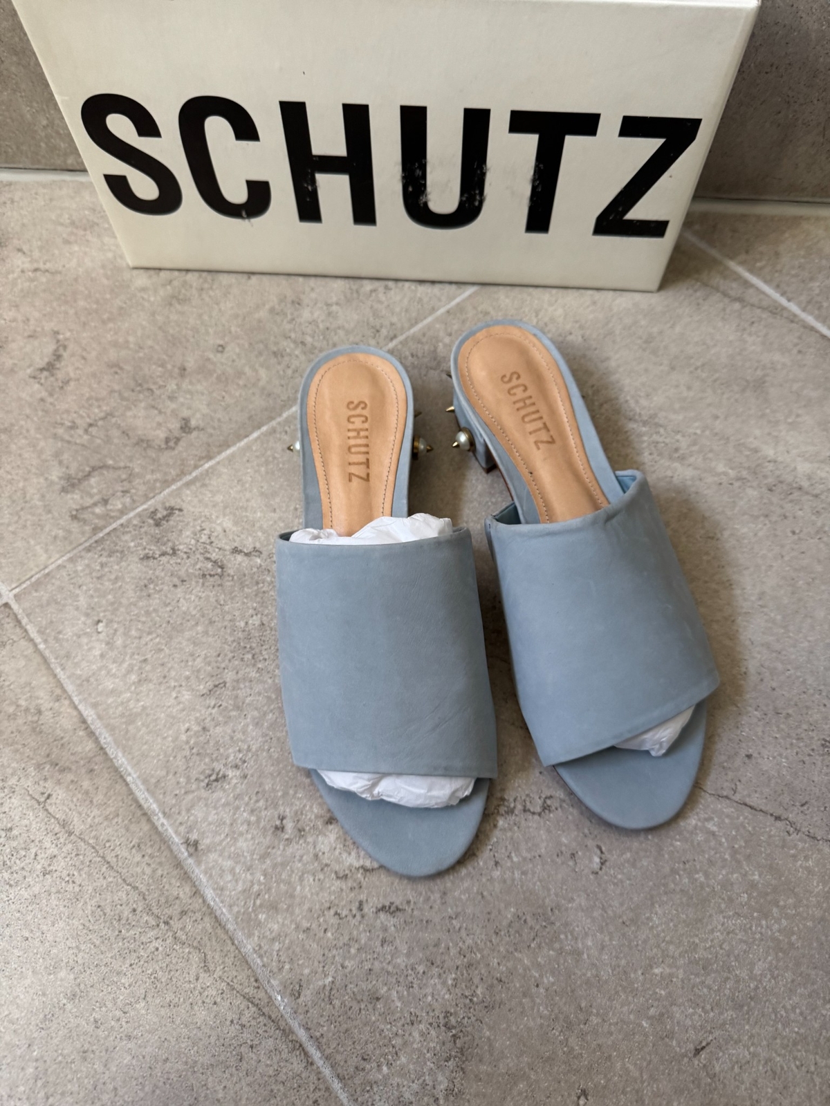 APL Schutz Dusty Blu Scamosciato Mules Spike Abbellimento TG 6B Brasile Nuovo con scatola