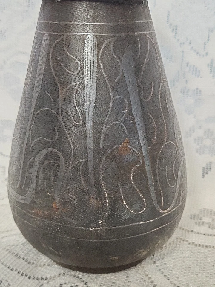 Антикварная исламская индо-персидская ваза из железа с серебряной вазой koftgari - Изображение 4 из 4