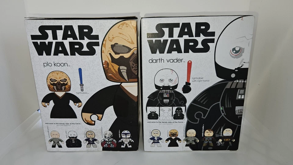 LOT 2 Star Wars 2008 MIGHTY MUGGS Darth Vader & Plo Koon 6" Vinyl Figure HASBRO - Image 2 of 4