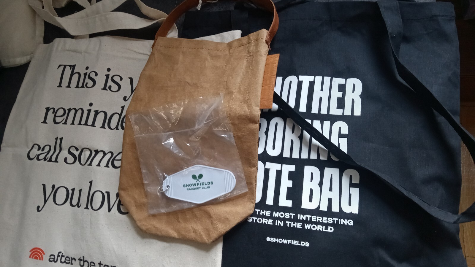 3 showfields nyc tote bags