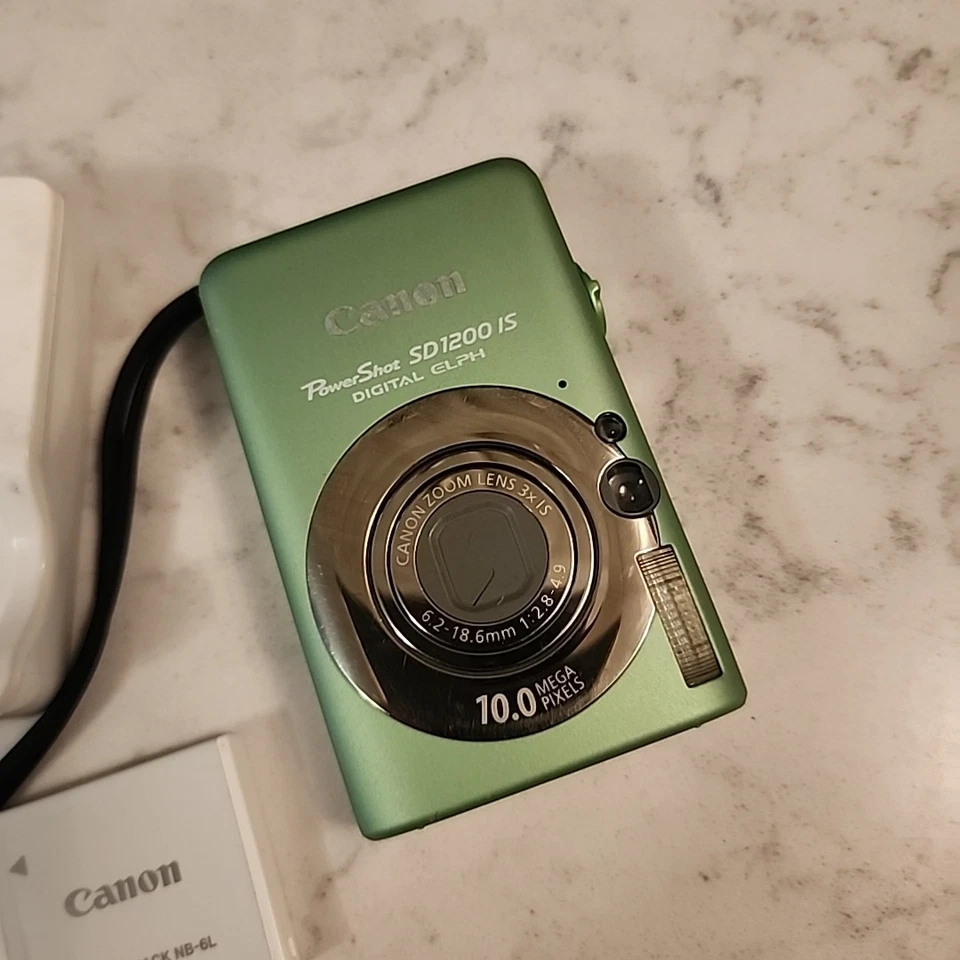 Canon PowerShot SD1200 IS Digital ELPH 10.0MP Digital Camera w/Charger (TESTED) - Image 2 of 4